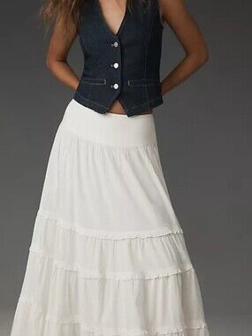 Putumayo 10 White Tiered Linen Skirt, Mother Of Pearl Side Buttons
